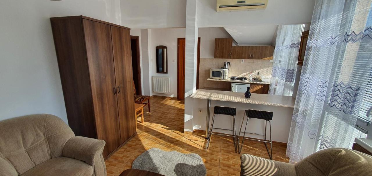 Aqua Oazis Apartman Hajdúszoboszló Exterior foto
